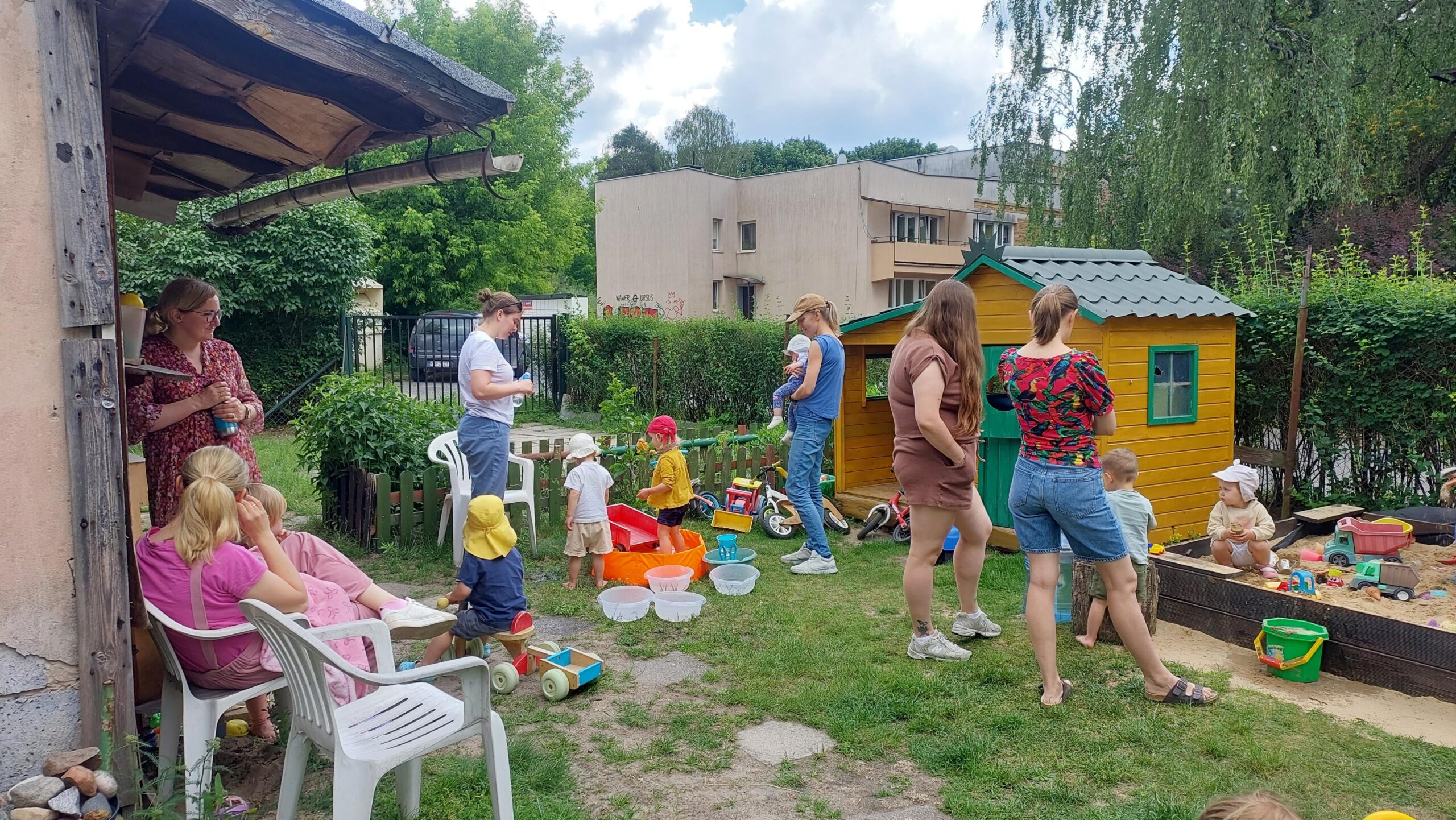 Zdjęcie: dzieci w zabawie
